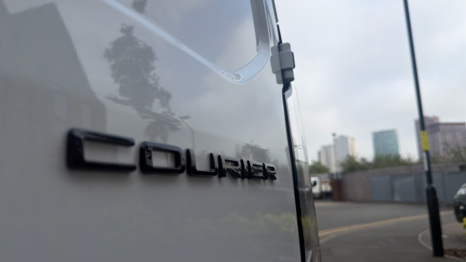 Ford Transit Courier Diesel 1.5 EcoBlue Limited Van - Image 39